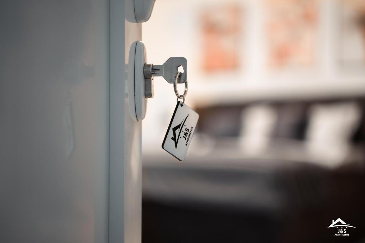 J&S Apartments Nis Luaran gambar