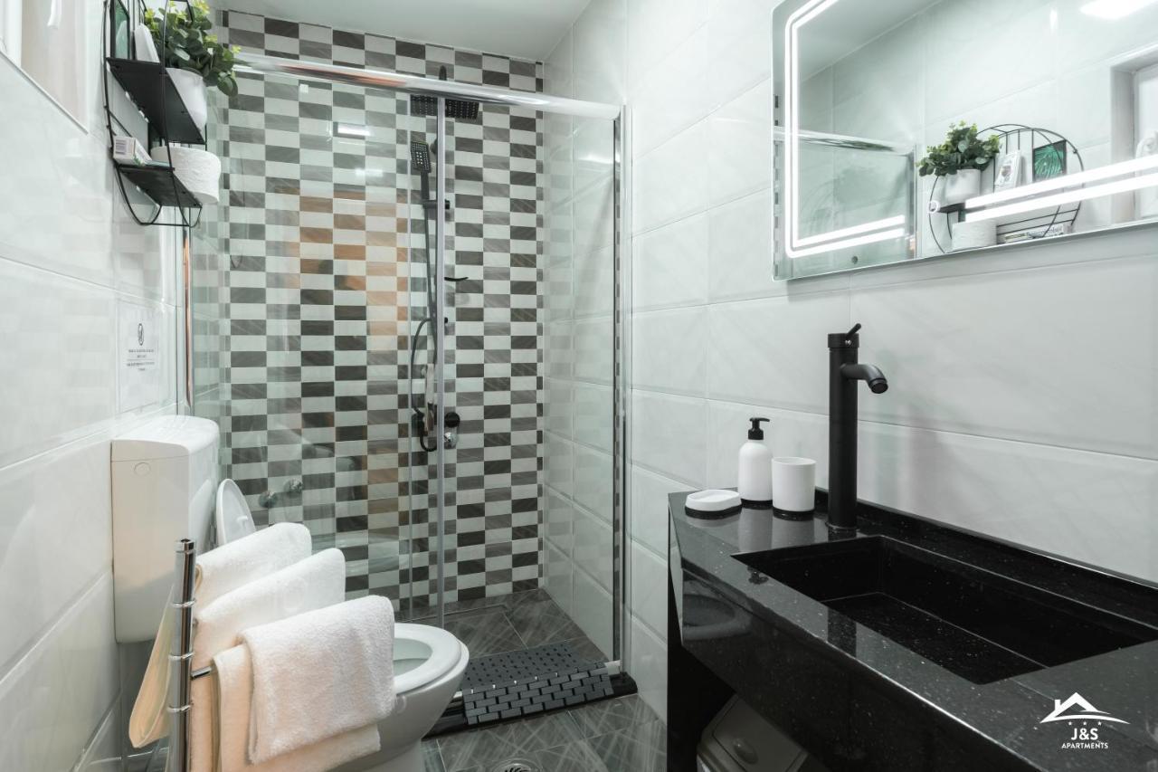 J&S Apartments Nis Luaran gambar