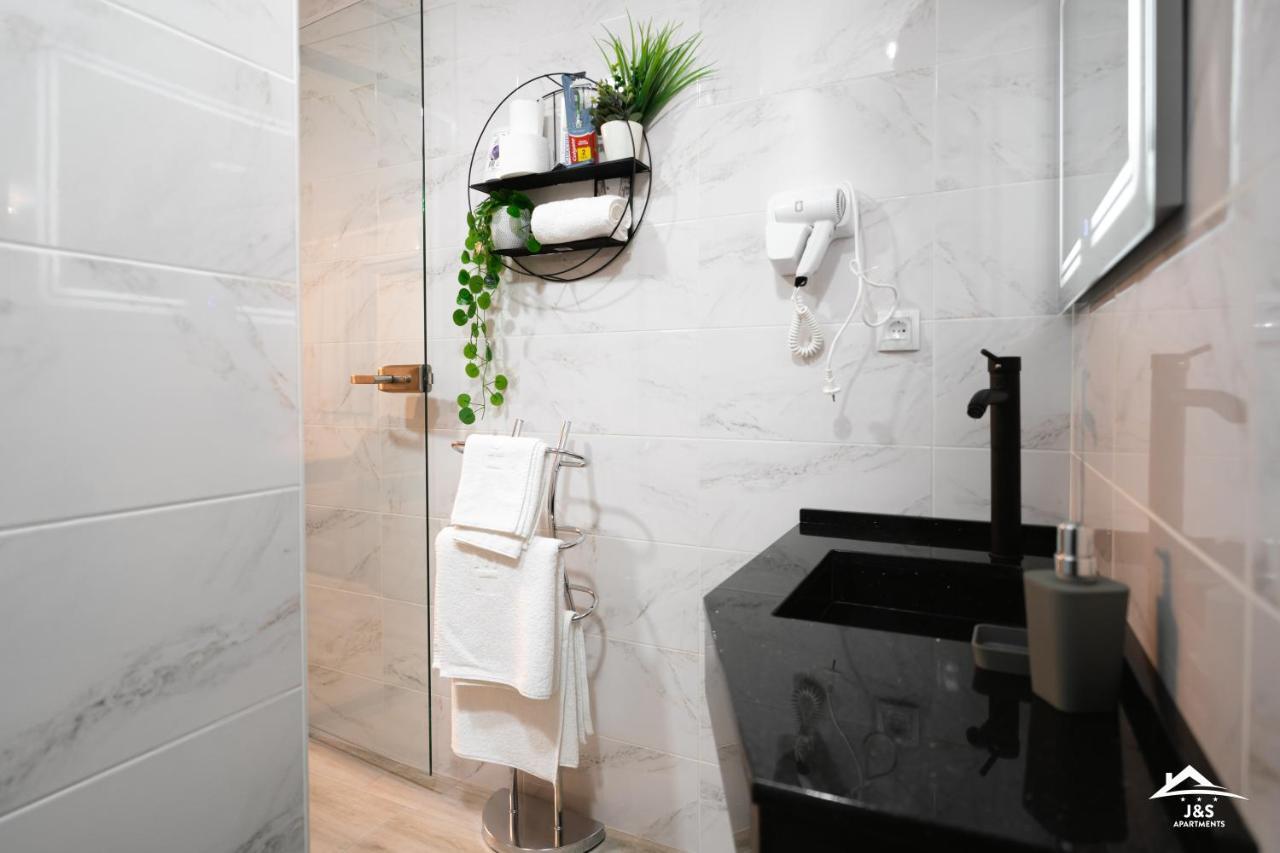J&S Apartments Nis Luaran gambar