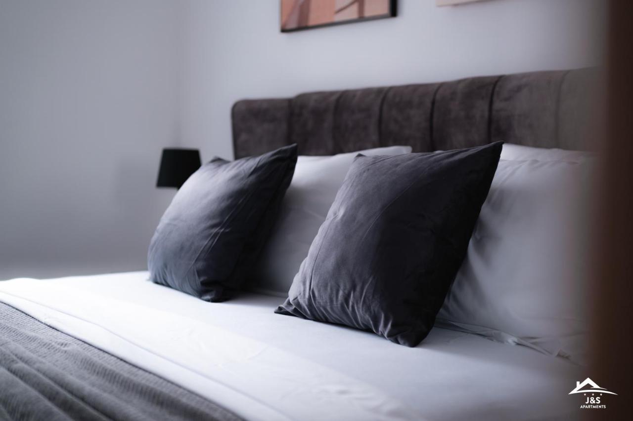 J&S Apartments Nis Luaran gambar