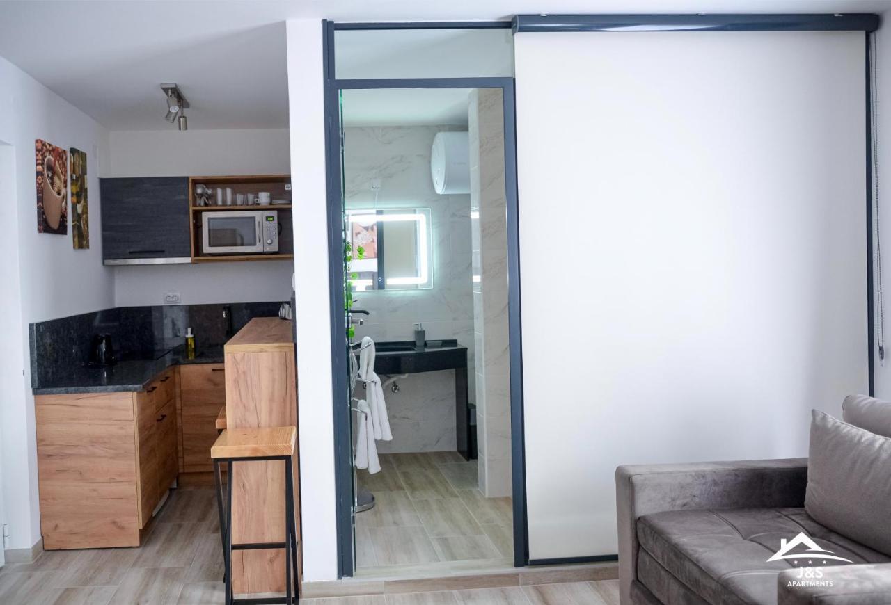 J&S Apartments Nis Luaran gambar